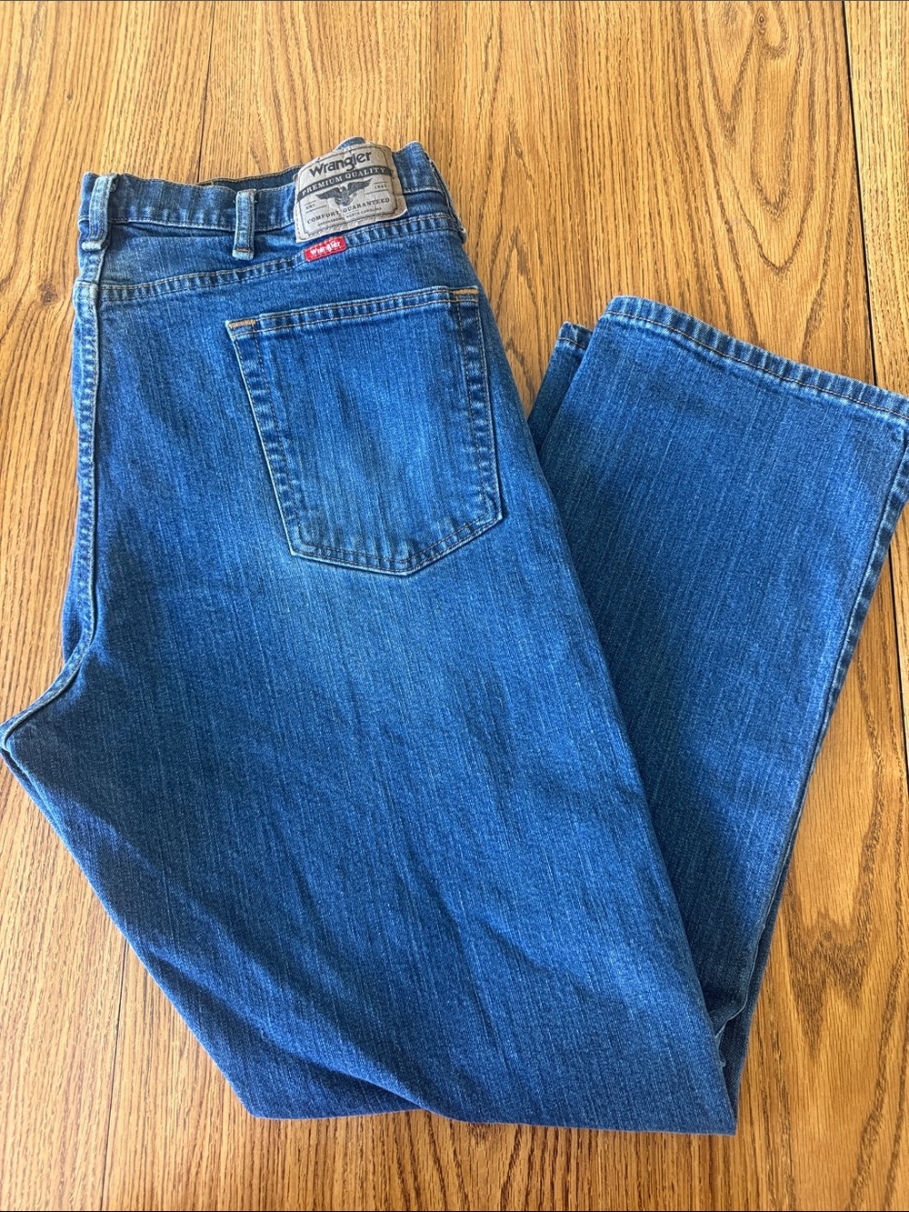 Wrangler relaxed fit 38 x29